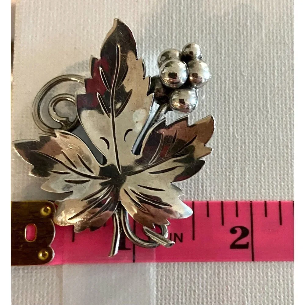 Vintage Taxco 925 Sterling‎ Silver Grape Leaf Brooch